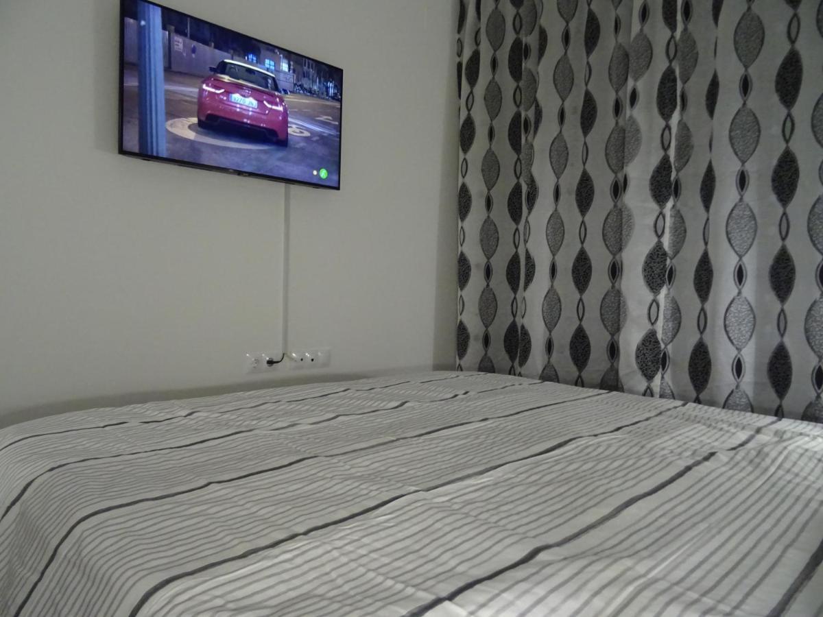 Boutique Apartment Near The Beach, 1 Gbps Wi-Fi มาลากา ภายนอก รูปภาพ
