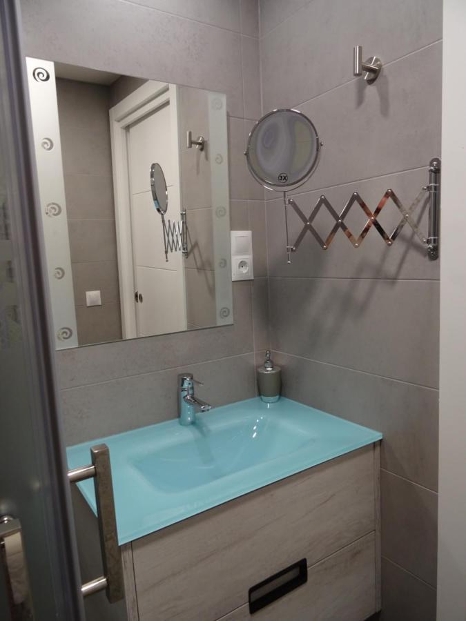 Boutique Apartment Near The Beach, 1 Gbps Wi-Fi มาลากา ภายนอก รูปภาพ