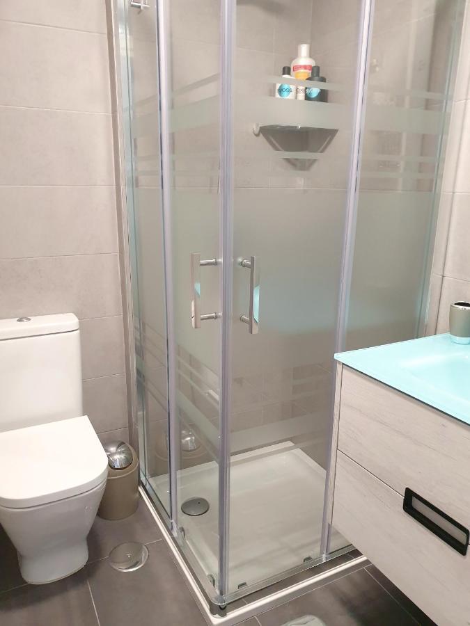 Boutique Apartment Near The Beach, 1 Gbps Wi-Fi มาลากา ภายนอก รูปภาพ